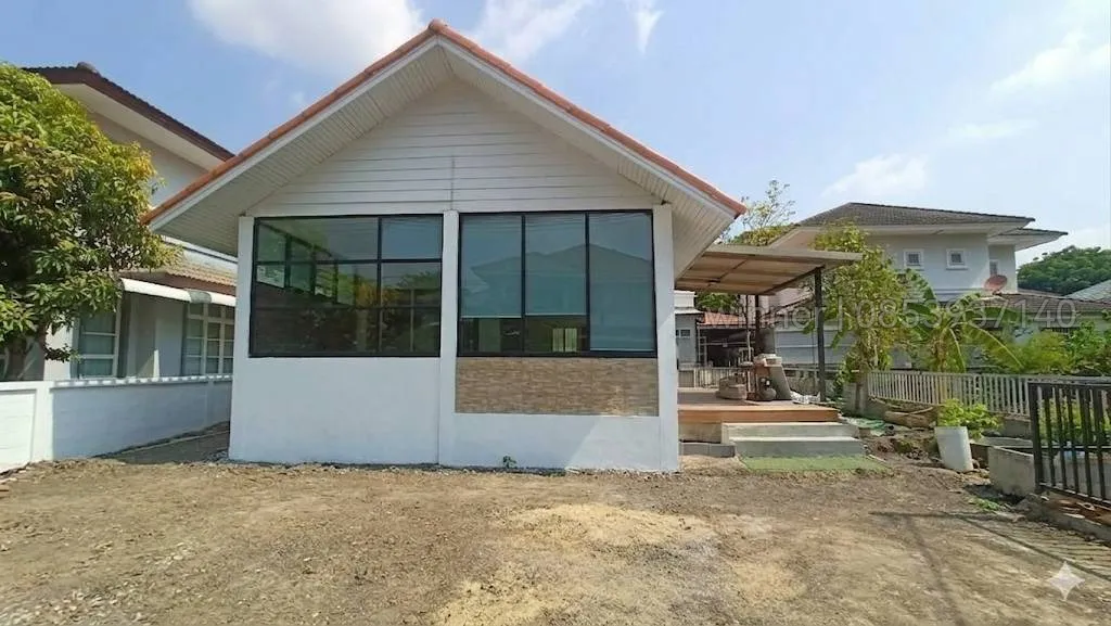 Navara Rangsit -klong 2 นาวาร่า รังสิต คลอง 2 : บ้านเดี่ยว 1 ชั้น 70.7 ตร.ว ใกล้ห้างฟิวเจอร์ปาร์ค ใกล้สนามบิน ใกล้ตลาดไท ราคาไม่ถึง 2 ล้าน - รูป 2