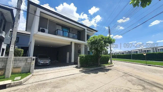 บ้านเดี่ยวหลังมุม Centro ราชพฤกษ์–สวนผัก บนที่ดิน 72.9 ตร.วา สวนร่มรื่น วิวเปิดโล่ง ตรงข้าม Bike Lane 750 เมตร พร้อมเฟอร์นิเจอร์และเครื่องใช้ไฟฟ้าครบ เดินทางสะดวก ใกล้ทางด่วนและรถไฟฟ้า - รูป 2